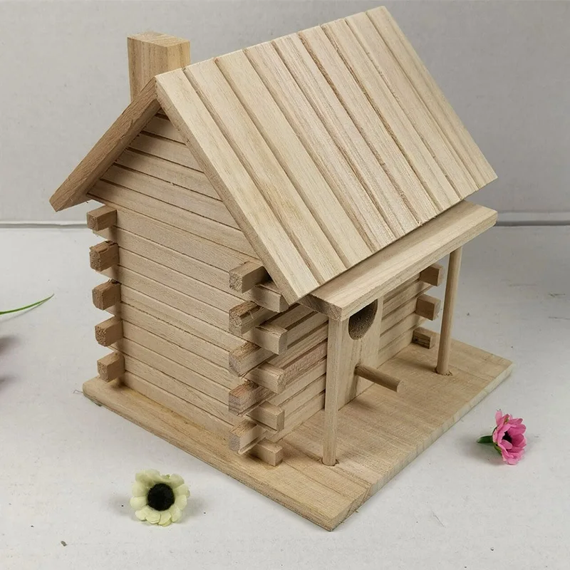 

Wooden Bird's Nest Bird Warm Breeding Box Wooden Birdcage Outdoor Budgerigar Birdcage Starling Birdcage Hanging
