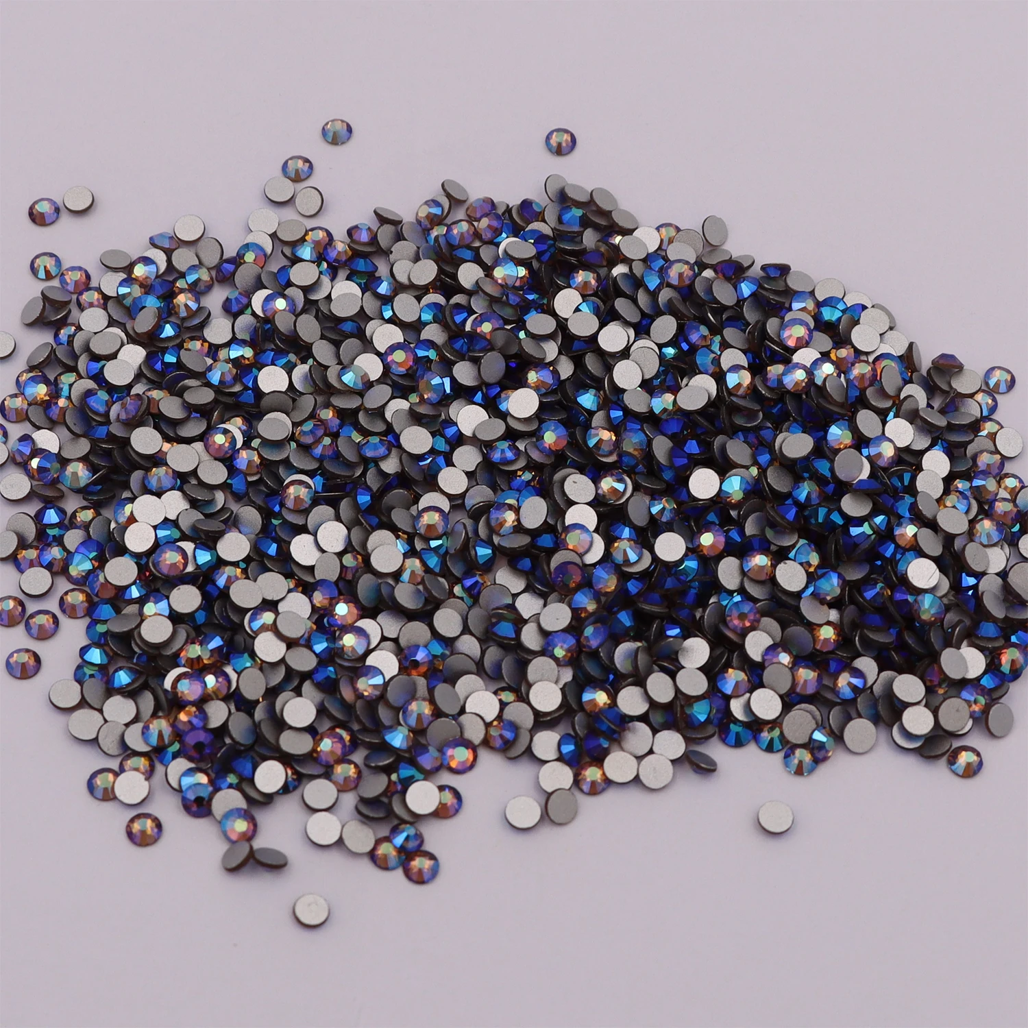 Искусственные камни с плоским основанием клей на не горячей фиксации стразы