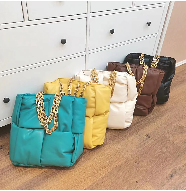 

New Big Handbag Autumn Web Celebrity With Thick Chain Braided Sponge Shoulder Tote Chain Women Bag