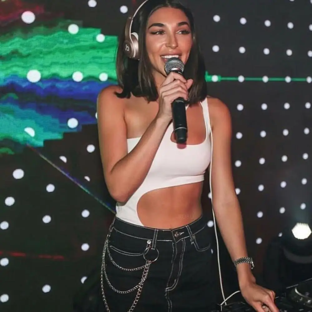 Купальник Ариэль Сара цельный однотонный купальник на одно плечо пикантная