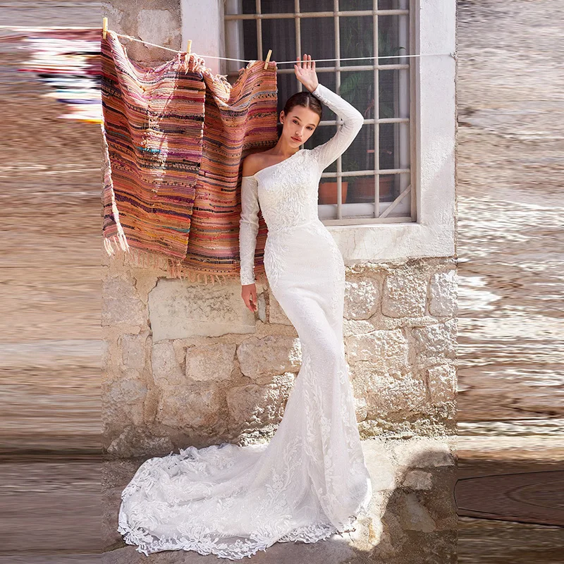 

Latest Vintage Ivory Mermaid Lace Long Sleeve Bride Wedding Dresses Off Shoulder Bridal Gowns Court Train Appliqued Hot Sale