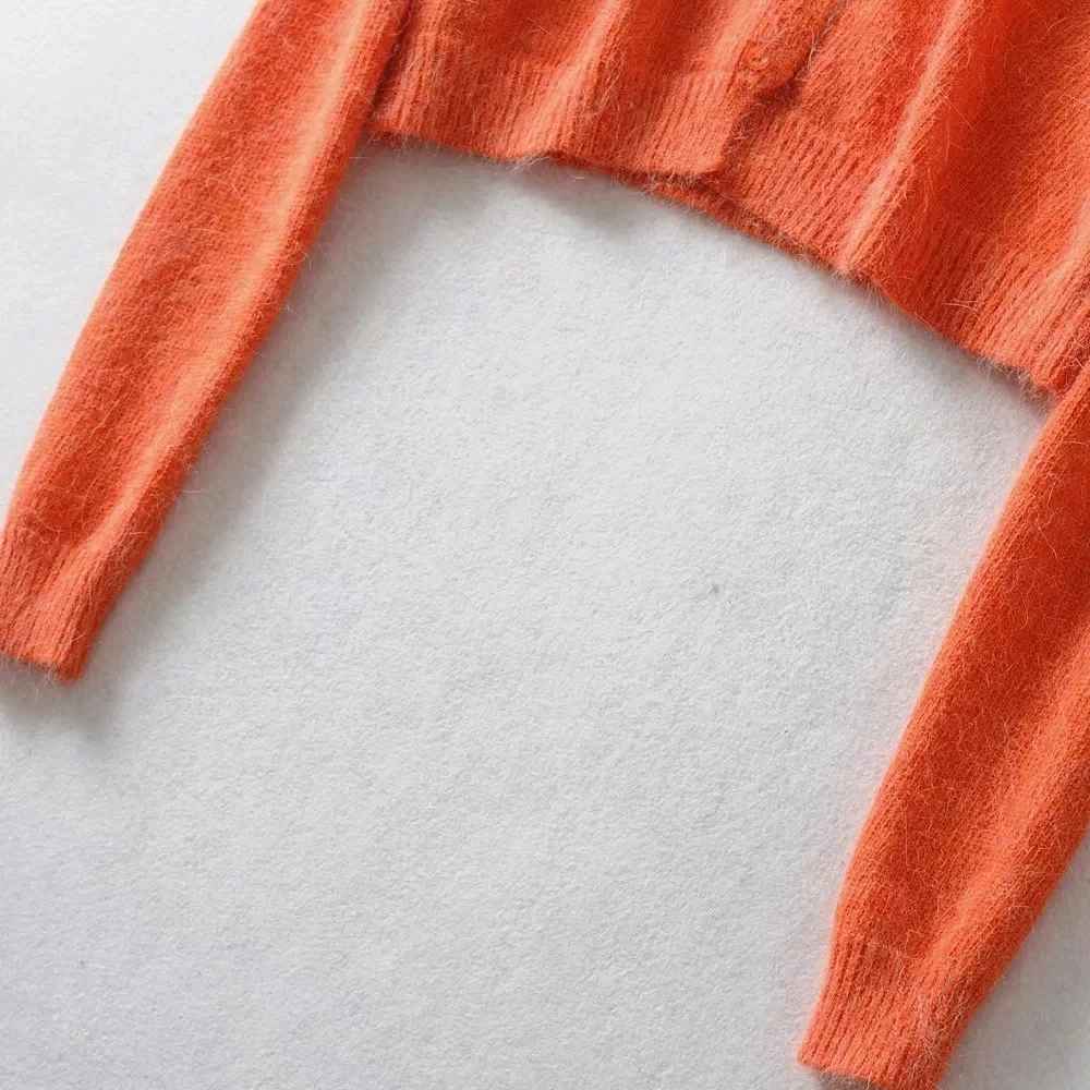 Весенний черный кардиган до талии с кроличьим мехом женский укороченный свитер