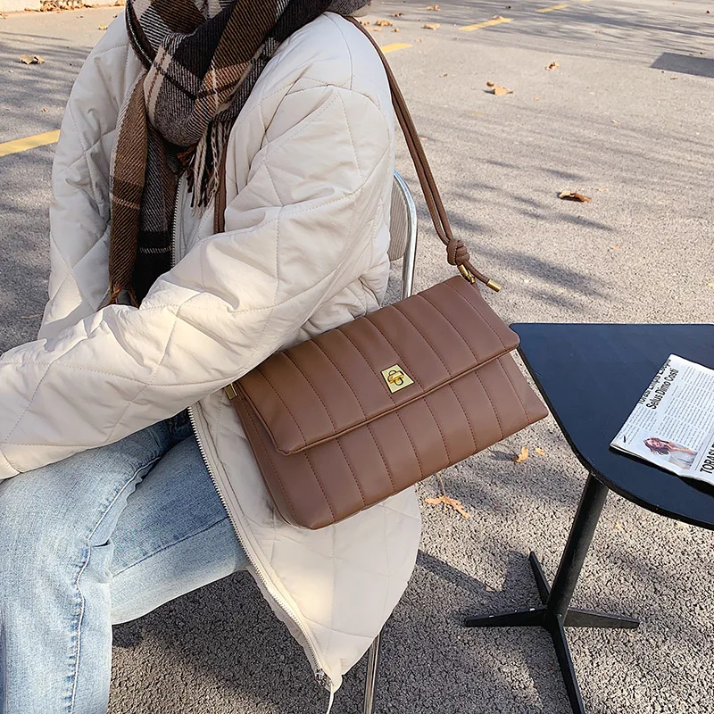 

Retro ladies square bag waist bag ladies casual messenger bag handbag all-match retro single shoulder bag messenger bag handbag