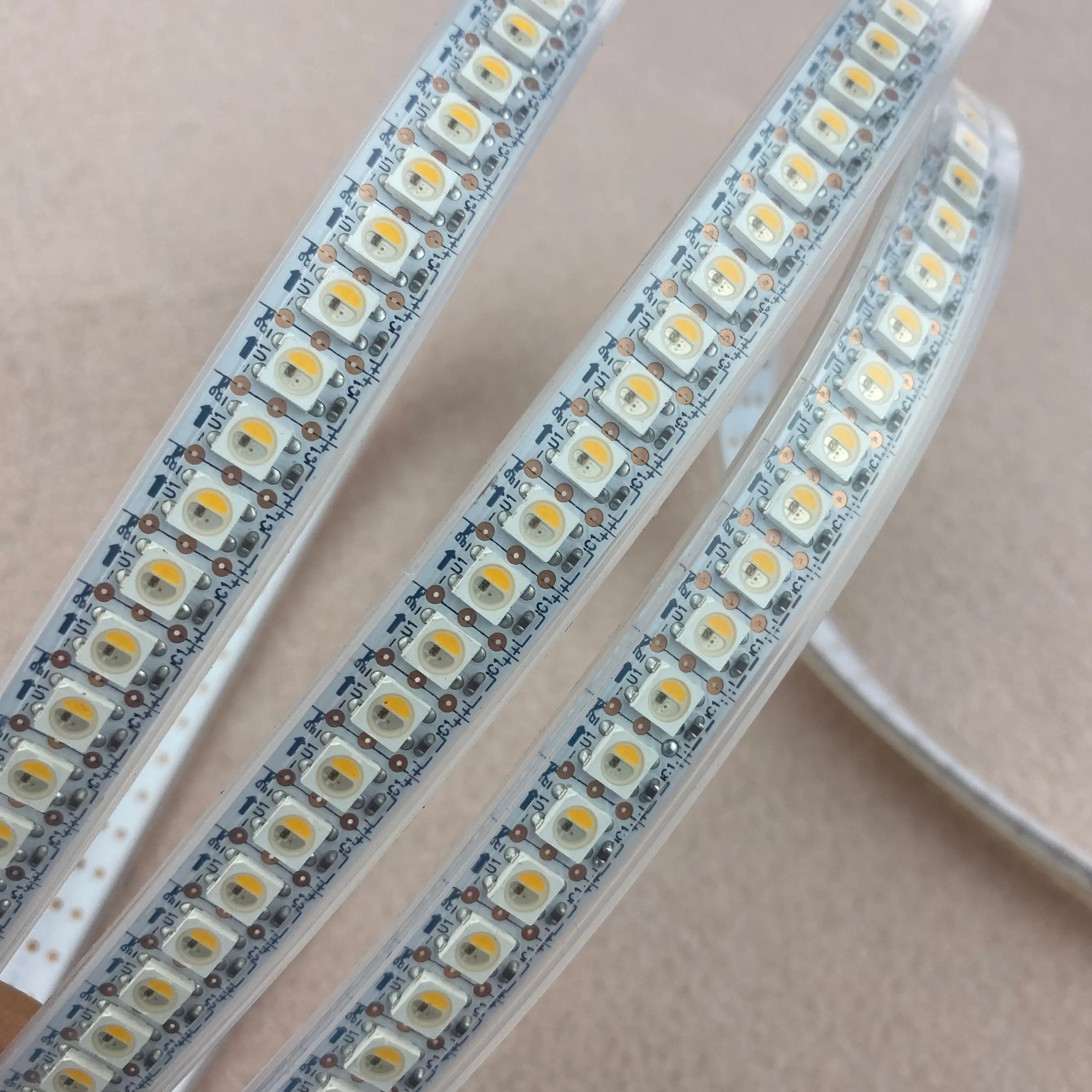 Светодиодная Адресуемая лента теплый белый цвет 144 светодиода/м пикс./м