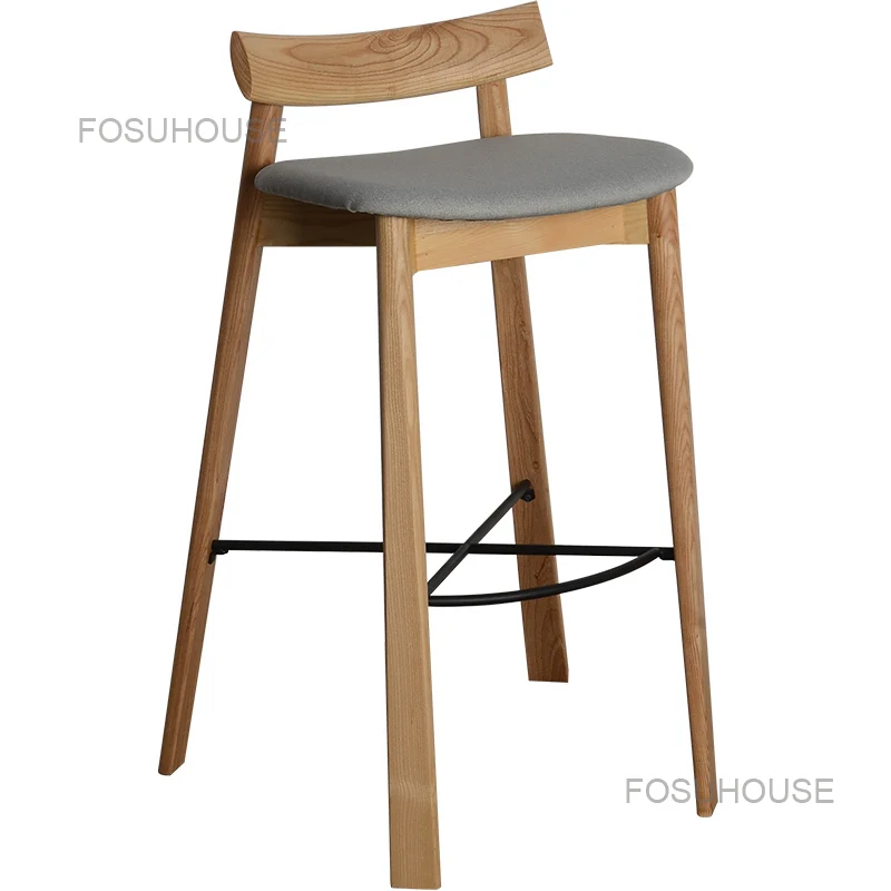 Скандинавский столик для маленькой квартиры высокие стулья из массива дерева