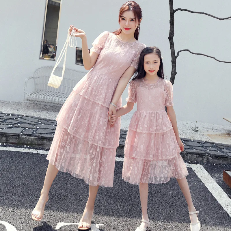 

2022 Summer Mommy and Me Clothes Mesh Mam and Daughter Dress Flower Family Matching Outfits Fashion Mother Girls Dresses