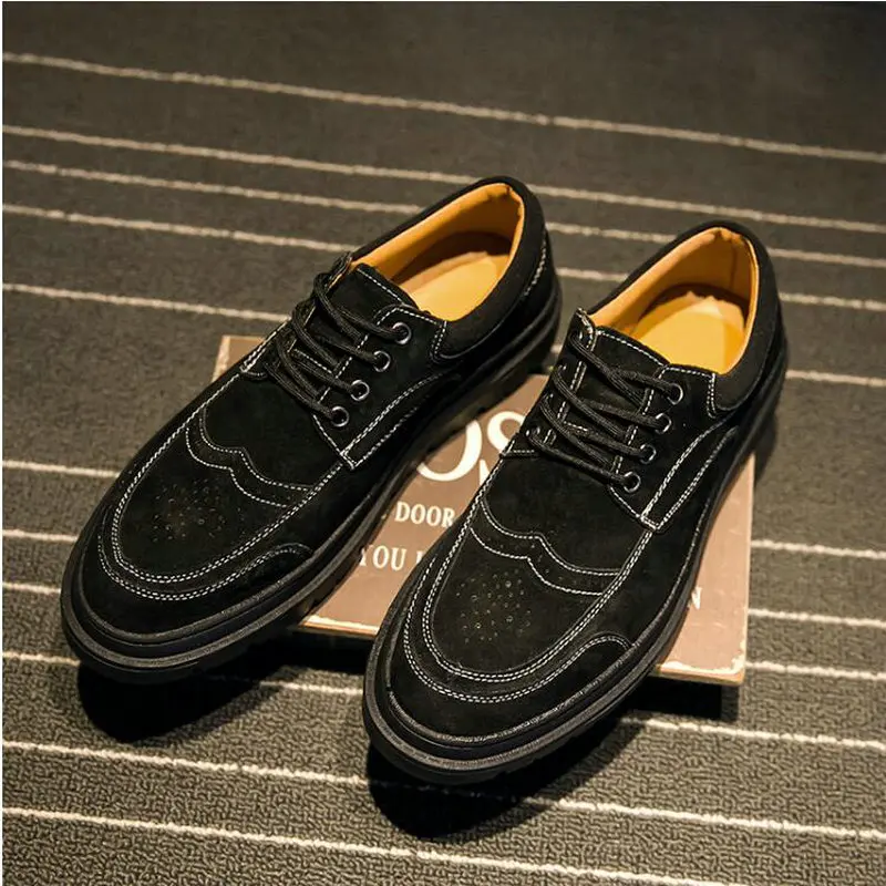 Мужская обувь из замши Цвет черный белый модная прогулочная мужская на плоской