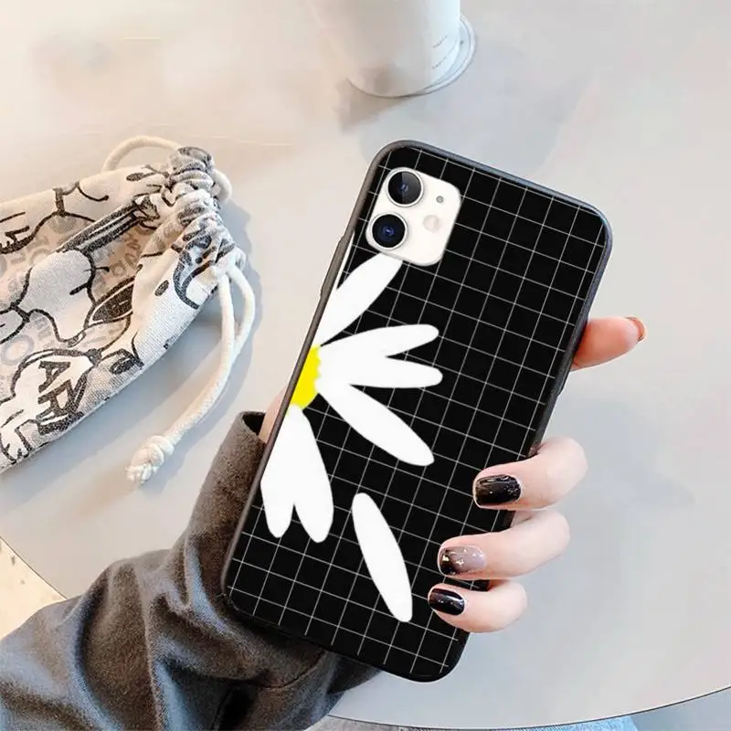 

Black and white Daisy checkerboard Phone Case for iPhone 11 12 pro XS MAX 8 7 6 6S Plus X 5S SE 2020 XR mini