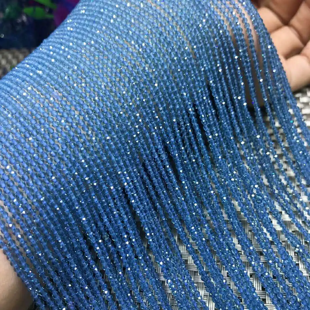 Натуральный кристалл темно-синий камень граненый жемчуг Рождественские