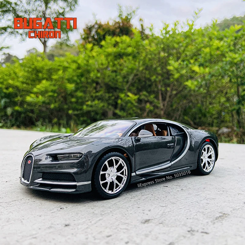 

Maisto 1:24 Bugatti Chiron DIVO black Sport simulation alloy car model crafts decoration collection toy tools gift