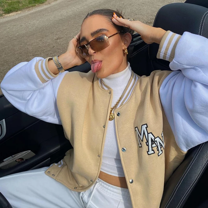 

2021 Autumn Winter Women Letter Embroidery Striped Patchwork Baseball Casual Buttons Loose Oversized Streetwear Jacket