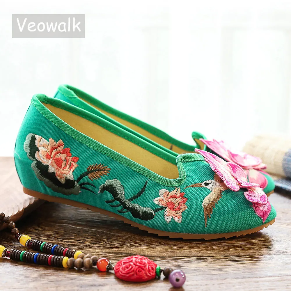 

Veowalk 3D Flower Embroidered Women's Pointed Toe Canvas Ballet Flats Ladies Casual Soft Slip-on Shoes Zapatos Mujer Mint Green