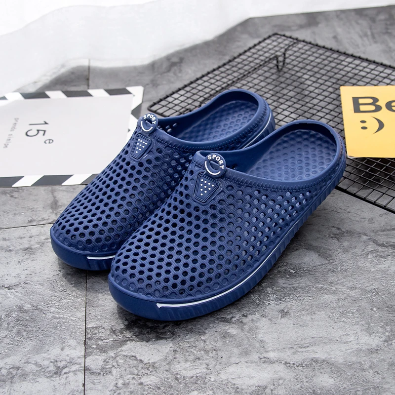 Men Water Shoes Upstream Sneakers Outdoor Hiking Aqua Beach Shoes Seaside Barefoot Sports Gym Shoes Breathable Plus Size 44