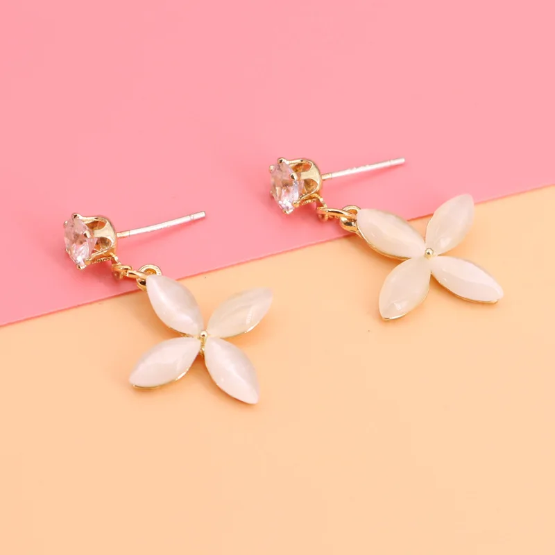 

2020 Wholesale Opal Flower Earrings Temperament Sweet Tassel Earrings Female Fashion New Trendy Net Red Ear Jewelry