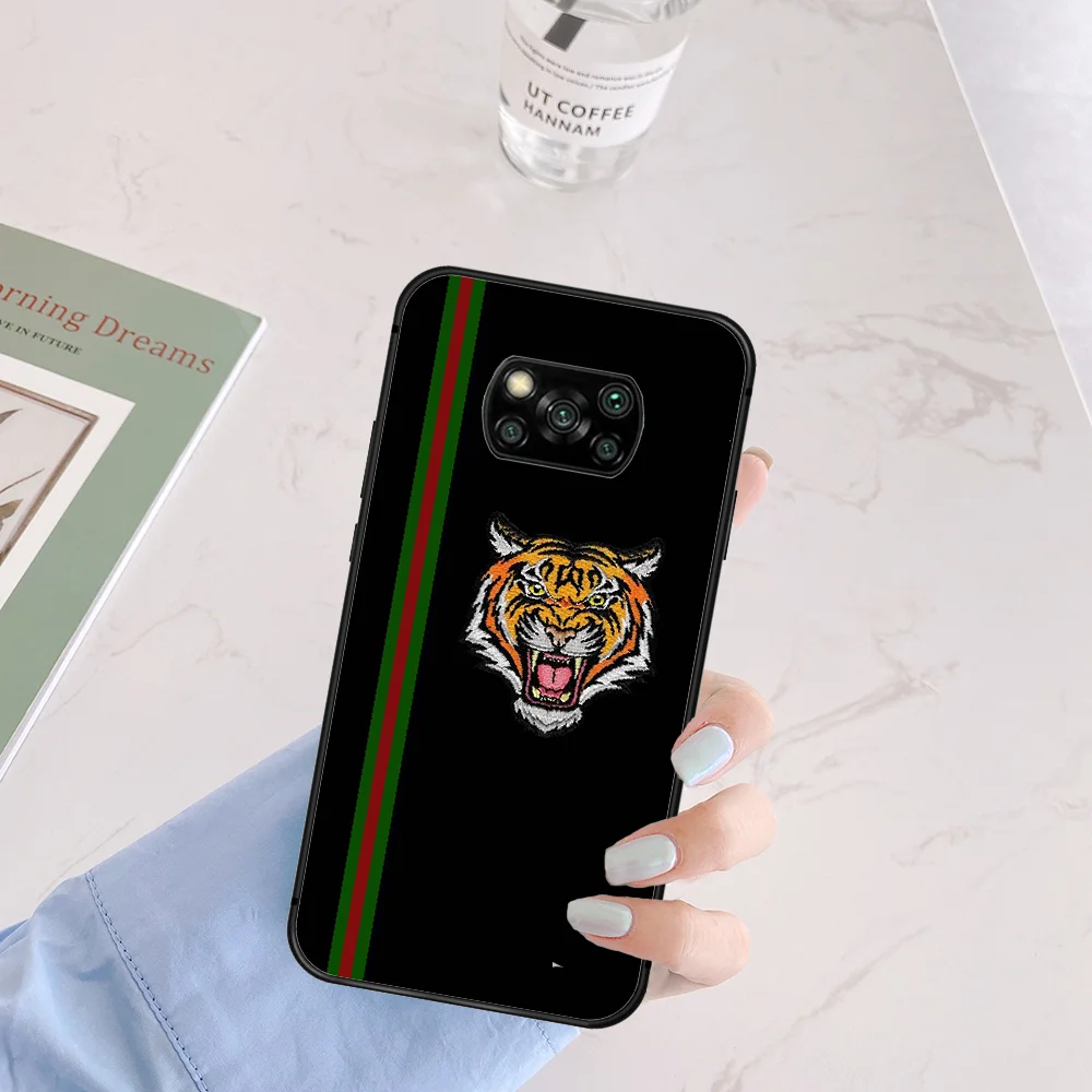 

Luxury Italian Brand Snake Bee Tiger Phone Case Cover Hull For Xiaomi Mi A2 A3 8 9 SE 9T 10 10T Lite Pro Ultra Poco X3 black