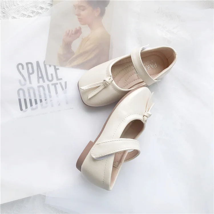 Soft bottom square head shoes for girls kids princess shoes spring and autumn Korean children bean shoes baby casual shoes