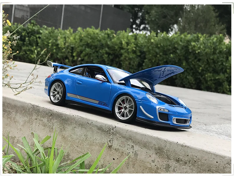 Bburago 1:18 Porsche 911 GT3 RS модель автомобиля из сплава Модель автомобиля Моделирование Украшение автомобиля коллекция Подарочная игрушка Литье под давлением модель игрушка для мальчиков