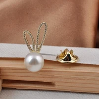 new pearl rabbit brooch for women suit personality anti unwanted exposure buckle cuff collection belt buckle jewelry colar pins