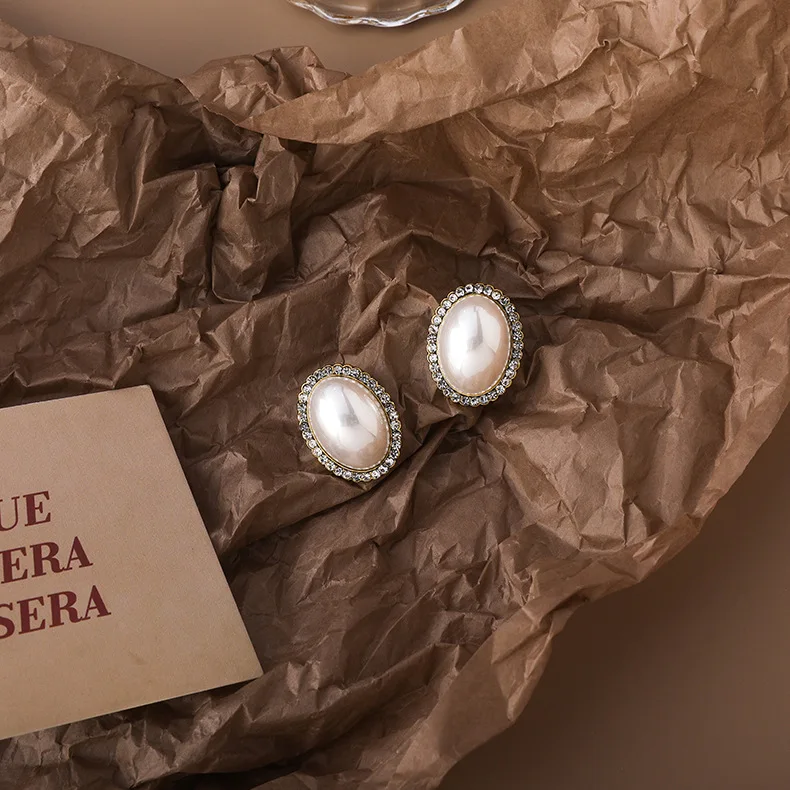 

2021 New Simple Elegant Oval Pearl Stud Earrings For Women Fashion Jewelry Party Boucle oreille Femme