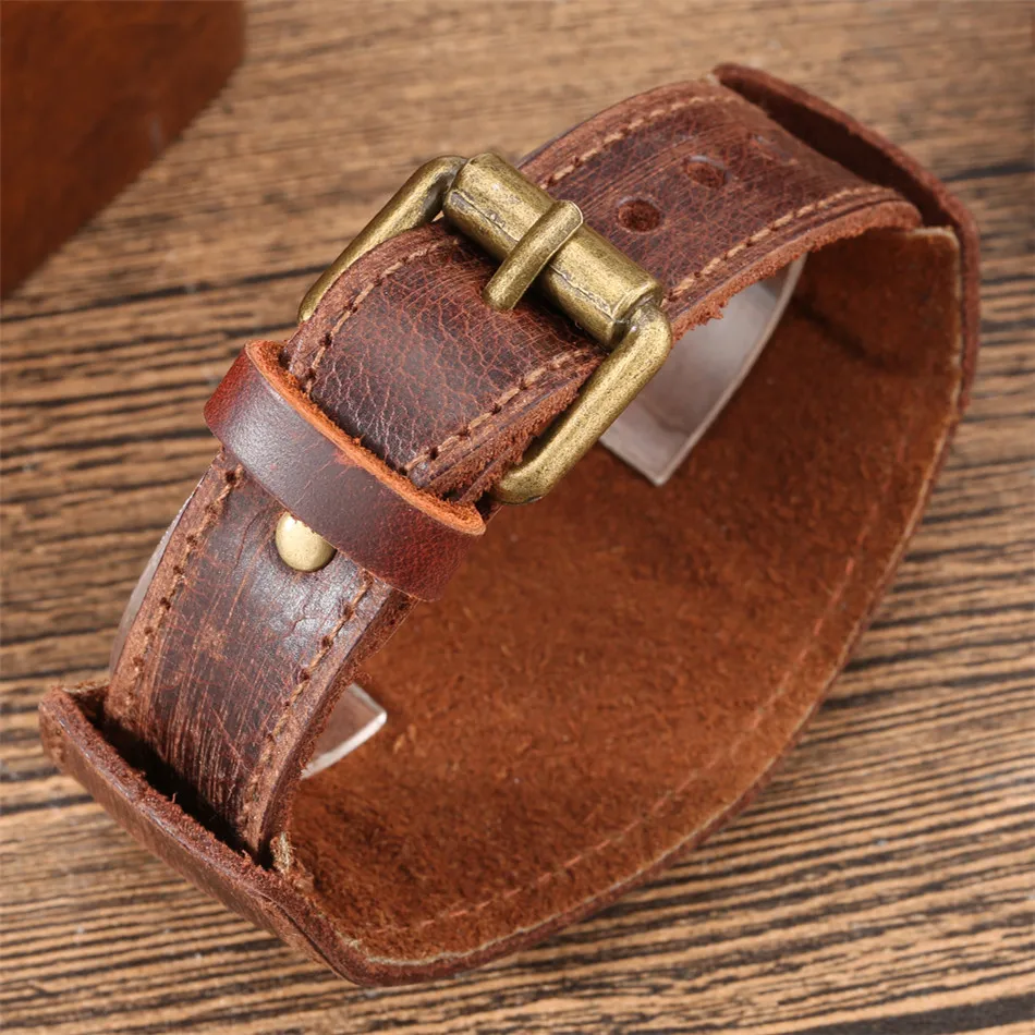 

Punk Genuine Leather Men's Watches Roman Numerals Display Round Dial Vintage Bronze Quartz Men Wristwatch