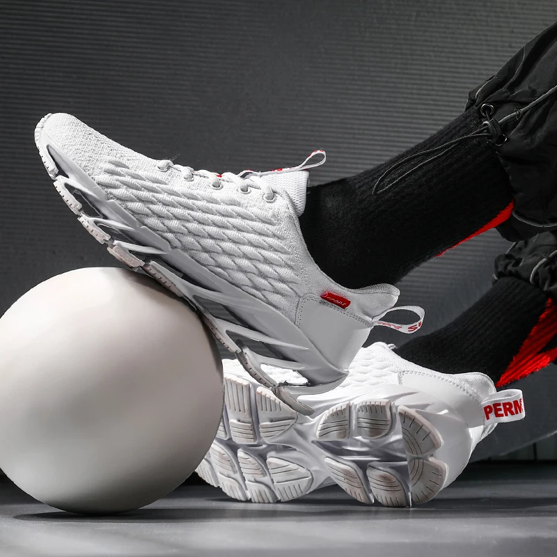 

New Plus Size Breathable Running Shoes Men Sneakers Bounce Summer Outdoor Athletic Shoes Professional Training Shoes Zapatills