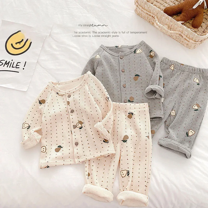 

Spring Autumn New Baby Pajama Set Korean Cute Boys Pear Sleep Set Baby Boys Indoor Clothes Waffle Sleeper Wear 2450