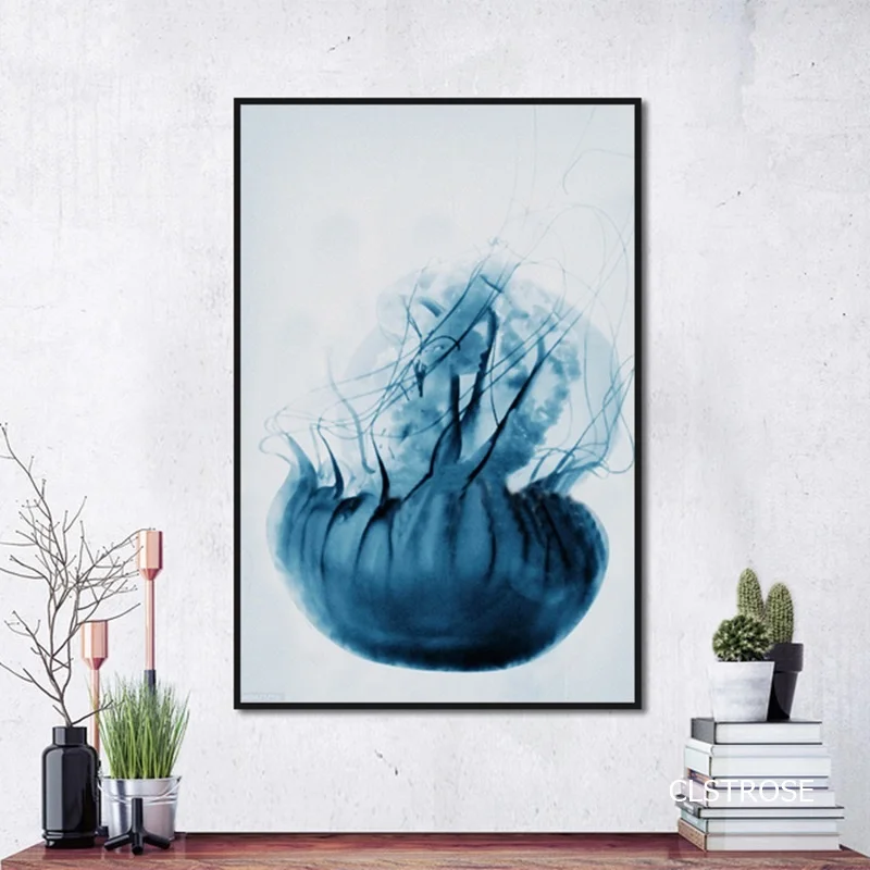 Скандинавский современный абстрактный минималистичный синий постер с Медузой