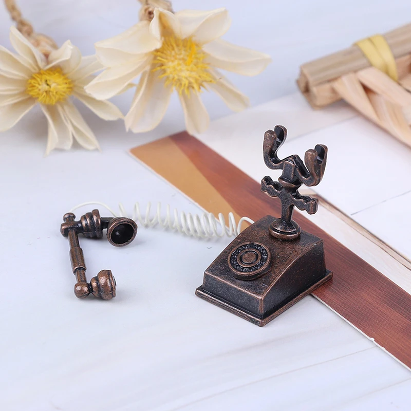 1:12 Миниатюрная модель телефона из сплава винтажный Вращающийся Ретро телефон