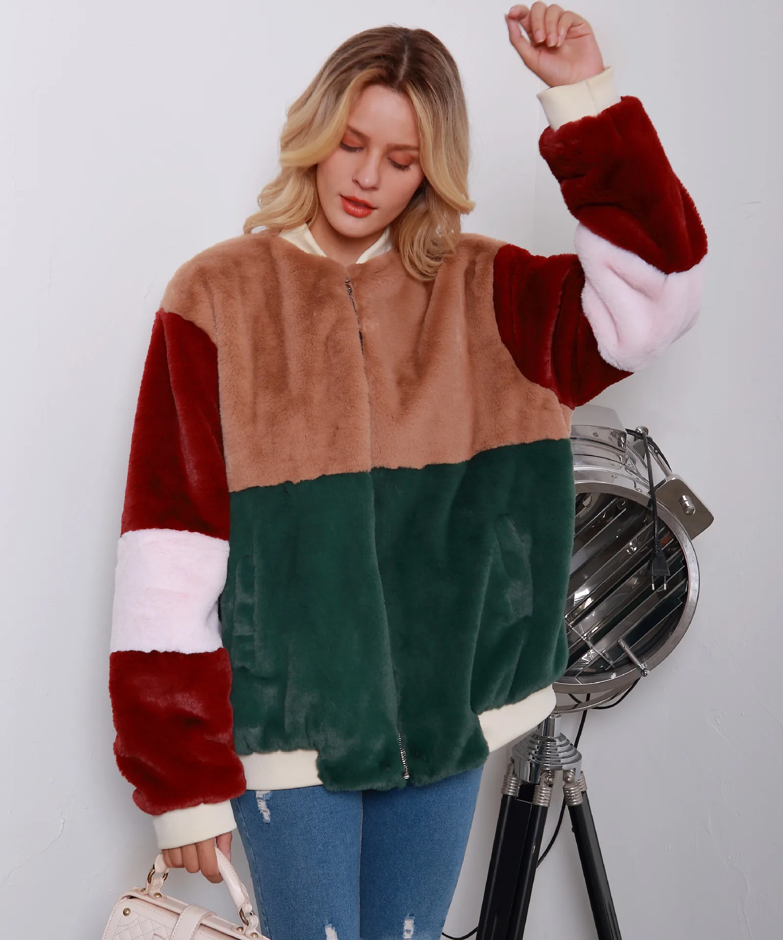 

F0028 Hot Sale In Europe and America New Fashion Leisure Color Blocking and Splicing Faux Fur Coat Women's Plush Jacket