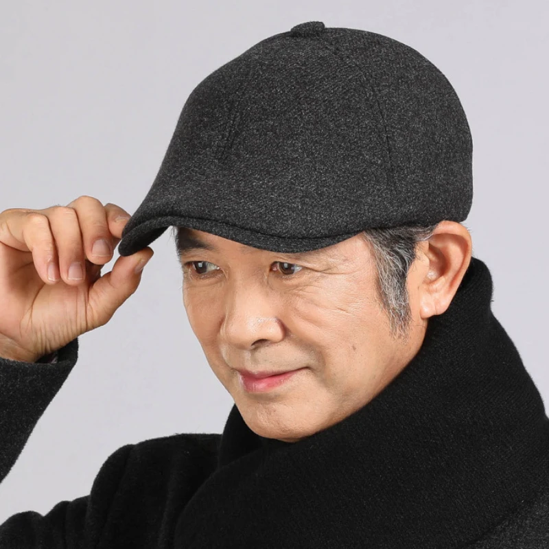 Митра головной убор католического священника. Шапка отца. Митра головной убор католического священника. Прикольные надписи на шапки мужские. Митра шапка епископа.