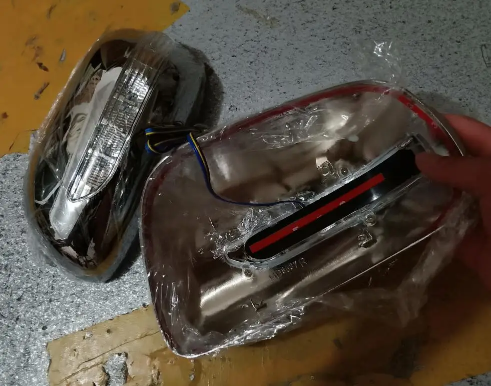 Car accessories Chrome-plated back cover with mirror doors LED case for Toyota Wish 2003-2006 | Автомобили и мотоциклы