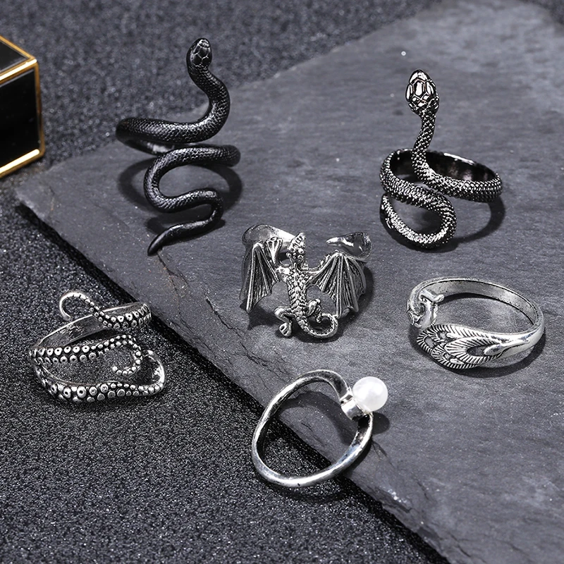 

1Pcs European New Retro Animal Rings Punk Exaggerated Spirit Snake Ring Fashion Personality Stereoscopic Opening Adjustable Ring