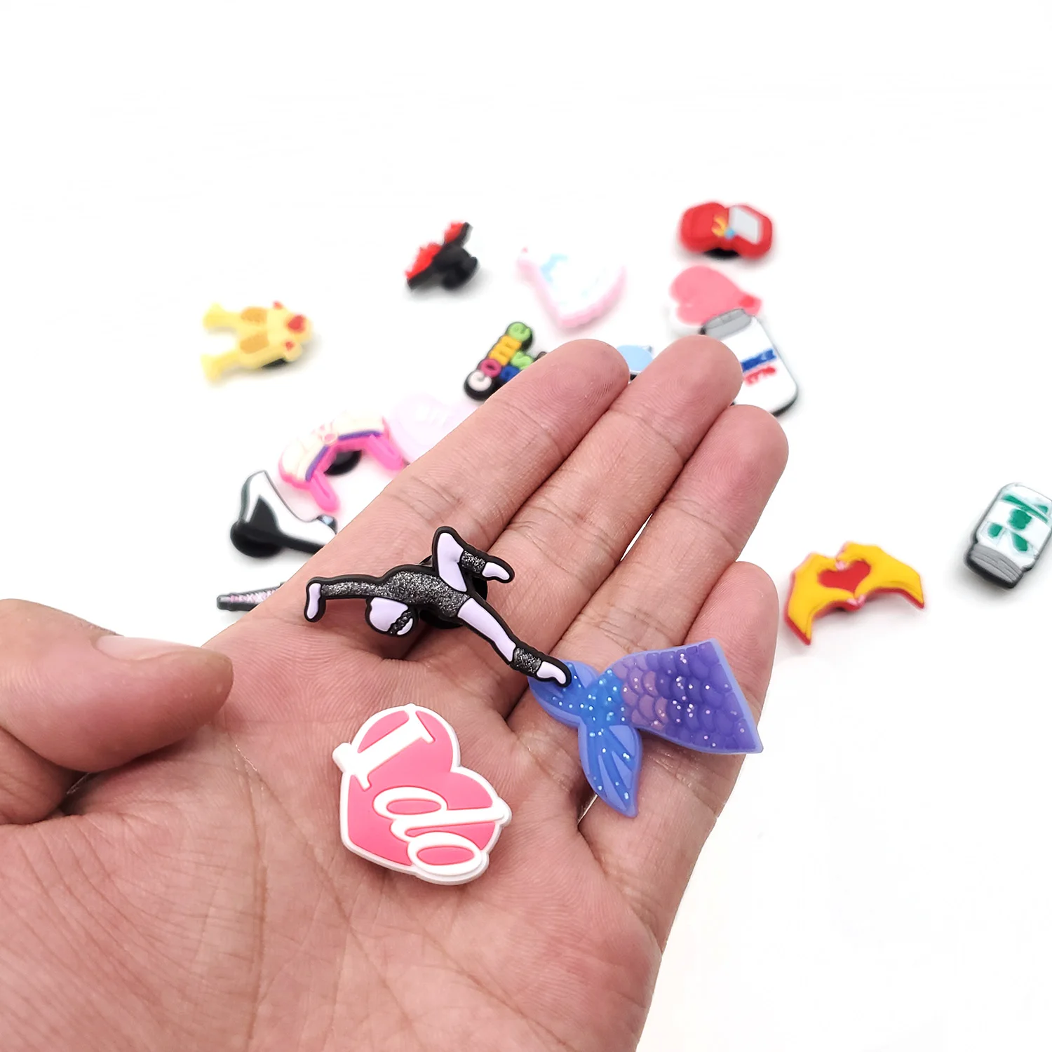 Милые Мультяшные шармы JIBZ Croc для девочек аксессуары сделай сам ПВХ бюстгальтер