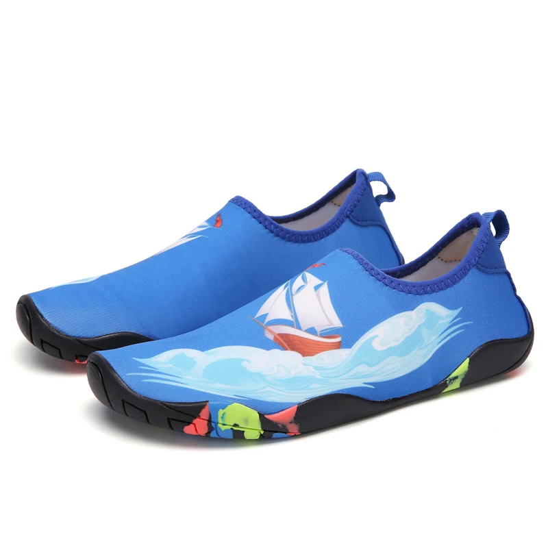Aqua shoes/Летняя обувь; Мужские дышащие пляжные тапочки; обувь для взрослых; женская обувь для плавания; носки для дайвинга; Tenis Masculino