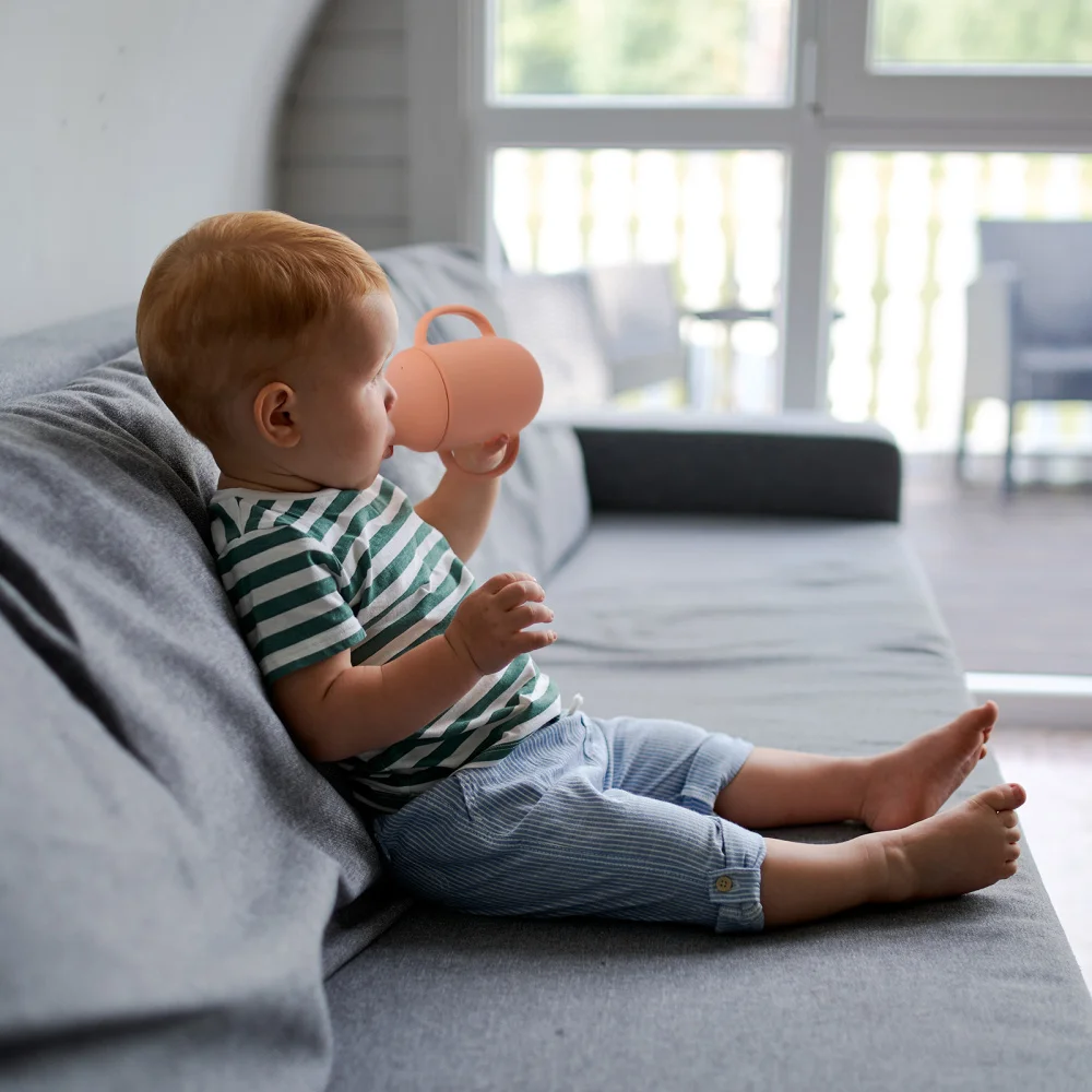 

Baby Silicone Straw Water Cup Bottle Baby Leak-Proof Training Cup with Handles