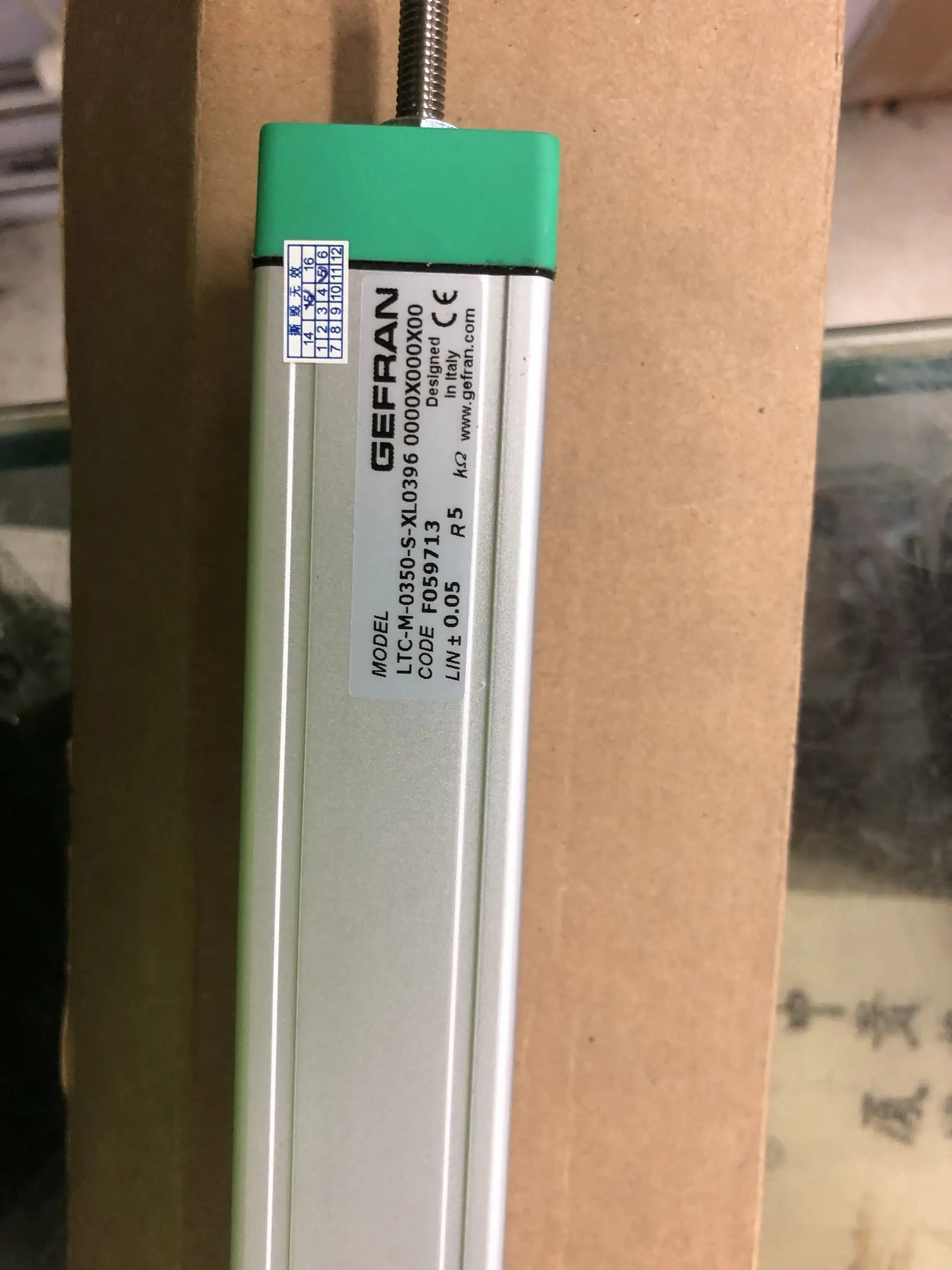 

LTC-M-0350-S-XL0396 Italy GEFRAN Electronic Ruler LTC-M-0350-S Ruler Sensor Injection Molding Machine LTC-M-350