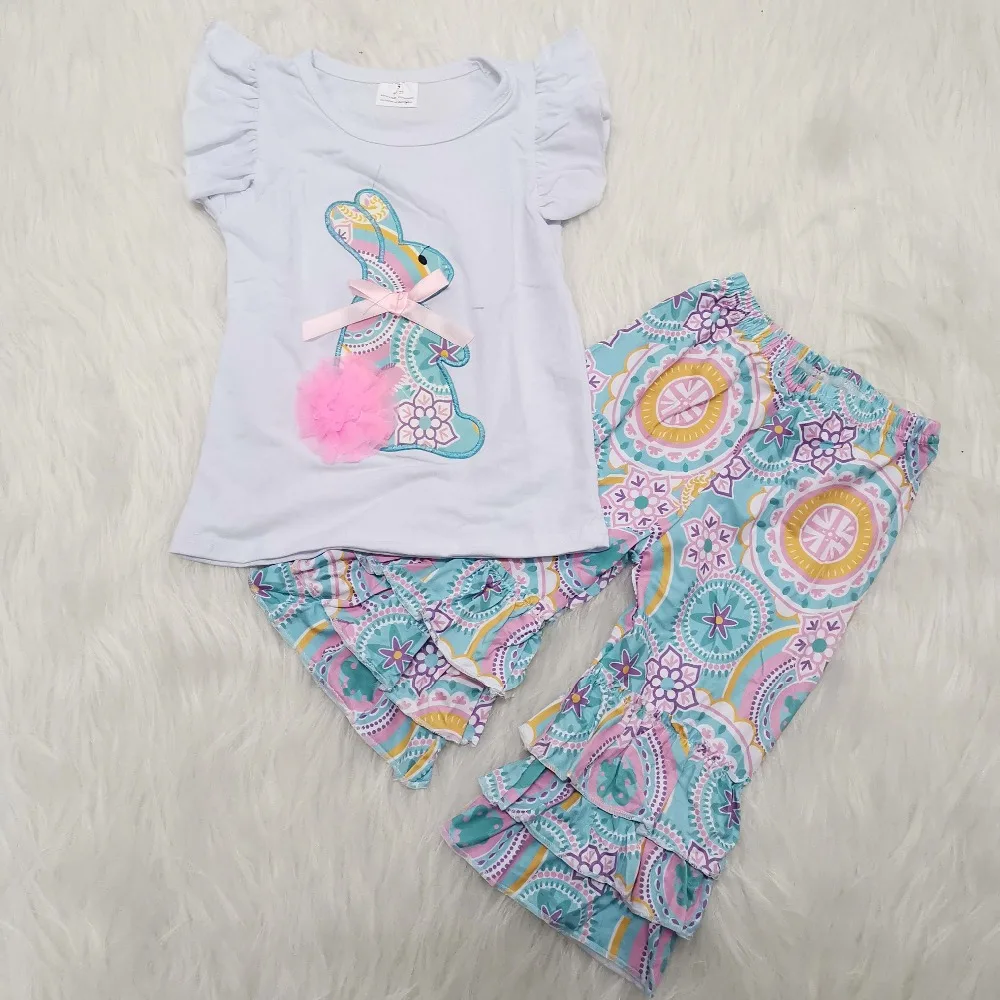 

Cute Bunny Embroidery Cotton White Top Match Ruffle Capri Easter Outfits Baby Girl Spring Boutique Clothing Sets