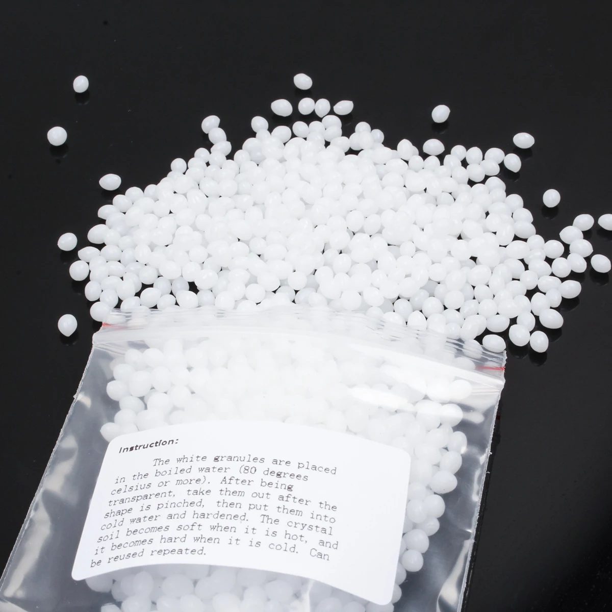 Пластиковые термопластиковые полиморфные Литые пластиковые гранулы Plastimake-20 г |