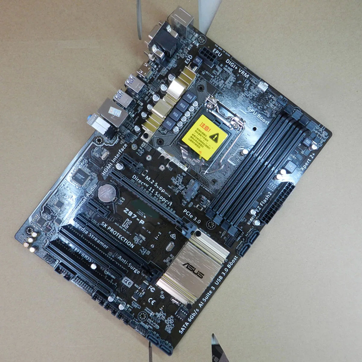 Verkauf Für ASUS Z97-P Desktop Motherboard Z97 LGA 1150 DDR3 ATX PCI-E 3,0 Unterstützung 4790K