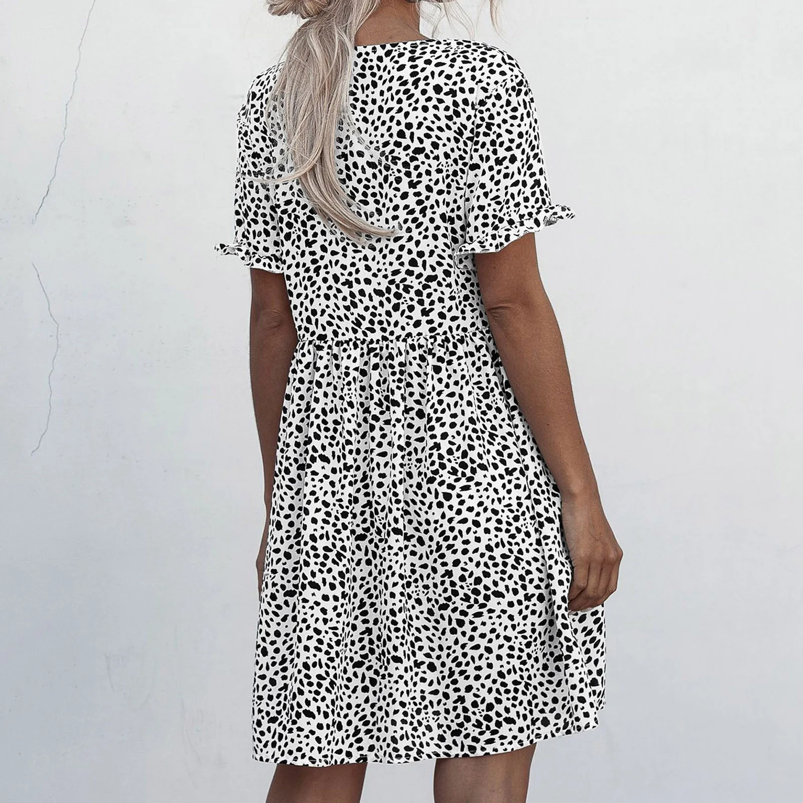 

40# Bohemia Floral Print Pockets Dress Women Short Sleeve V Neck Button Mini Dress Elegant Summer Dress 2021 Vestido Mujer