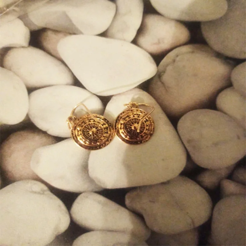 Античное золото круглое гравированное фото для женщин девушек винтажное