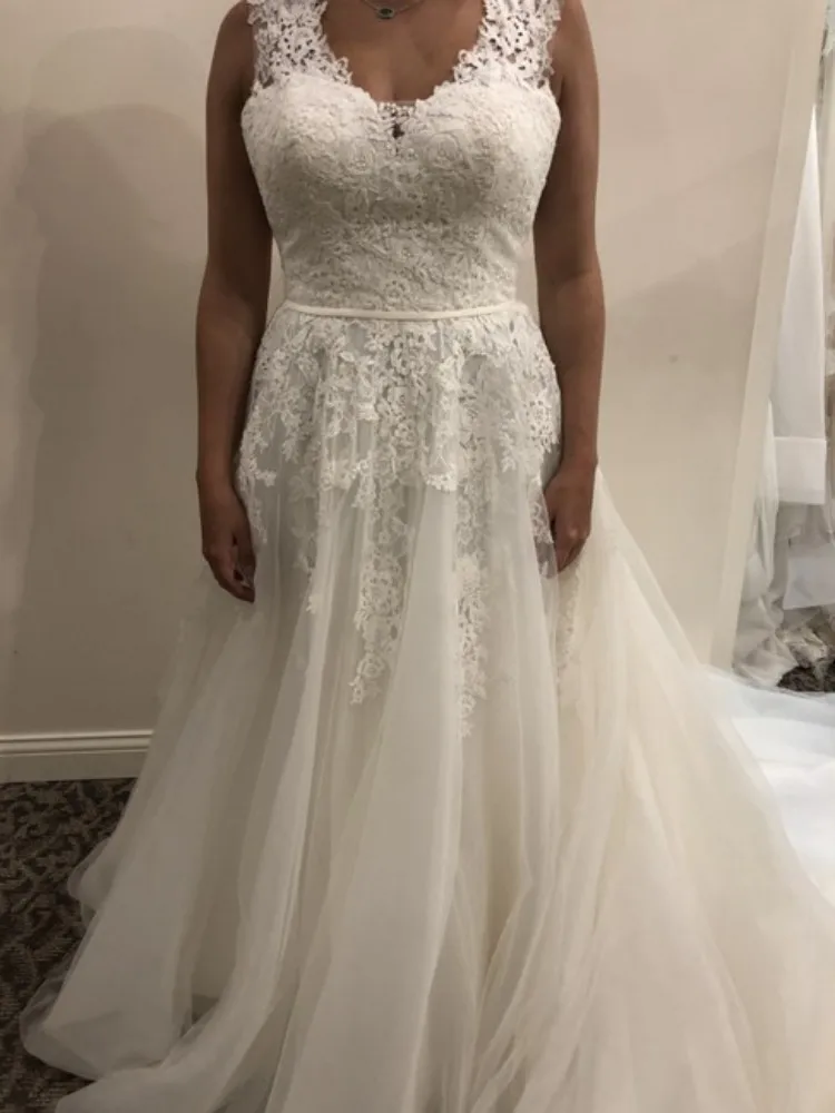 

Размера плюс свадебное платье 2021 Свадебные платья с длинным шлейфом, кружевное платье А-силуэта с свадебное платье с пуговицами на спине бе...