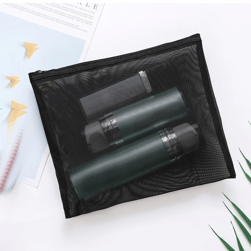 Женская прозрачная косметичка на молнии с отделением для туалетных