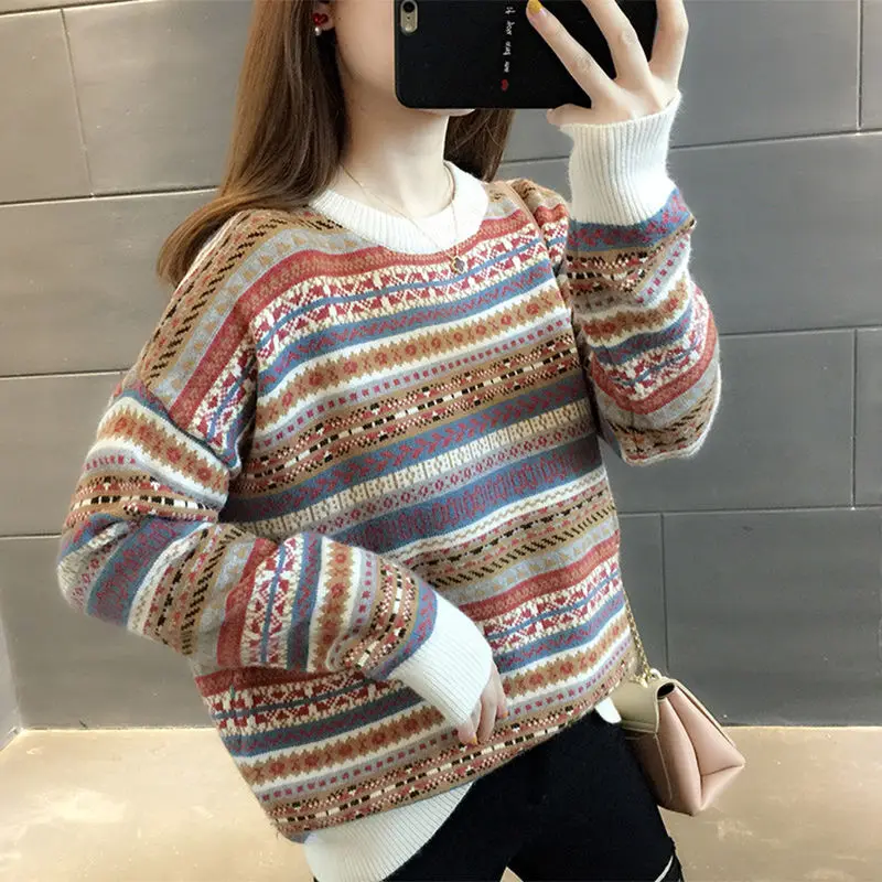 Striped sweater women's crew neck fall / winter 2020 new color large size loose long sleeve short T-shirt bottom |