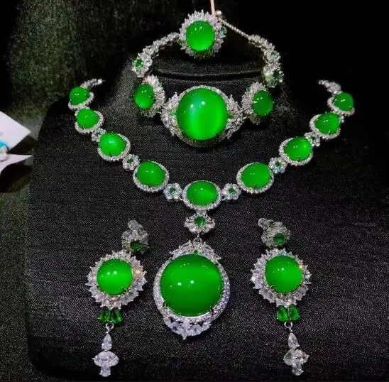 

green white chalcedony agate jade earring necklace bracelet pendant ring set rhinestone Zircon crystal gem Jewellery