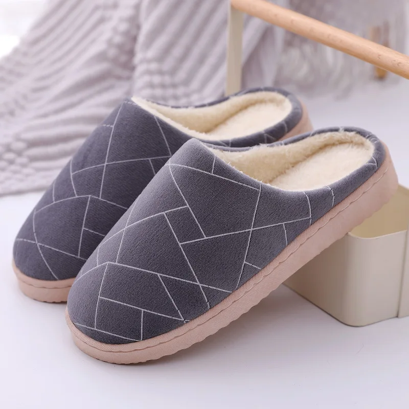 Новинка Мужские зимние тапочки Мягкие плюшевые хлопковые нескользящие домашние