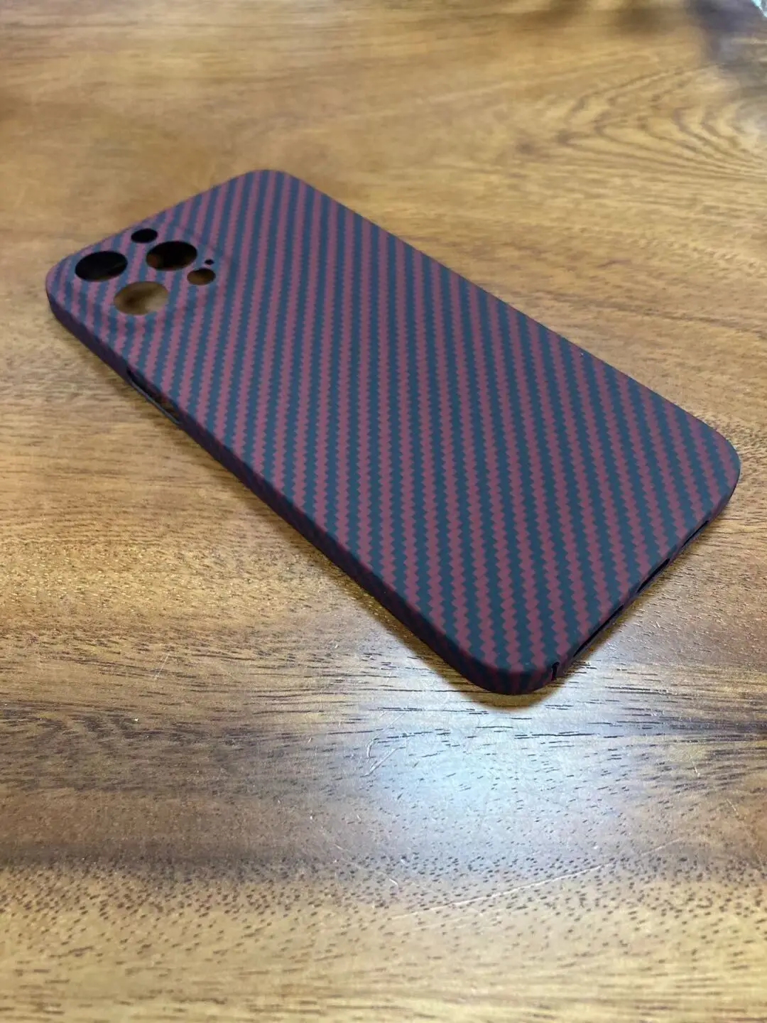 

The new model is suitable for the wholesale of Apple iPhone 12 carbon fiber phone case / case