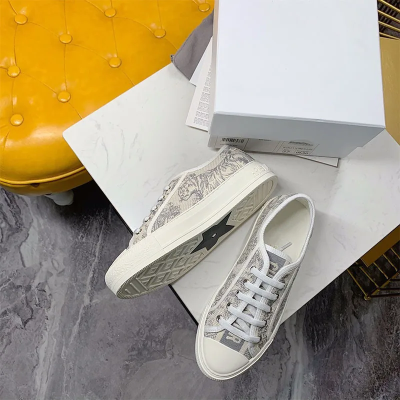 

New Summer Mix And Match D Home Embroidered Canvas Shoes, Fashionable All-match Low-cut White Shoes, Increased Flat Bottom Shoes