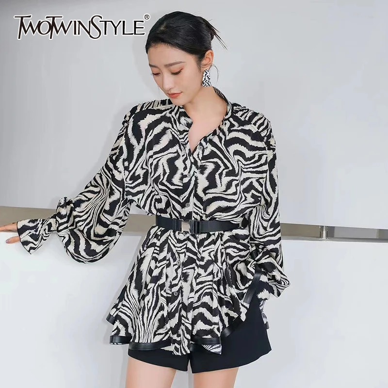 

Женская блузка с воротником-стойкой TWOTWIN, Повседневная Свободная блузка с длинным рукавом, поясом и оборками, с открытым стежком, на осень, ...