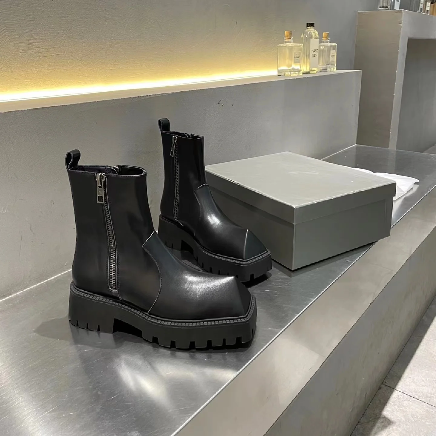 

Женские ботильоны из натуральной кожи, на платформе и каблуке